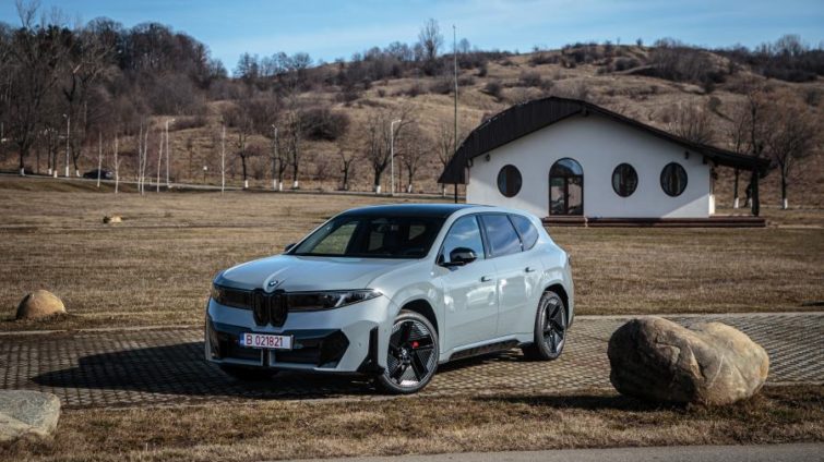 test BMW iX3 50 xDrive