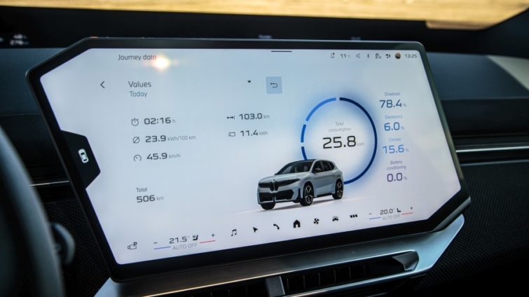 test BMW iX3 50 xDrive