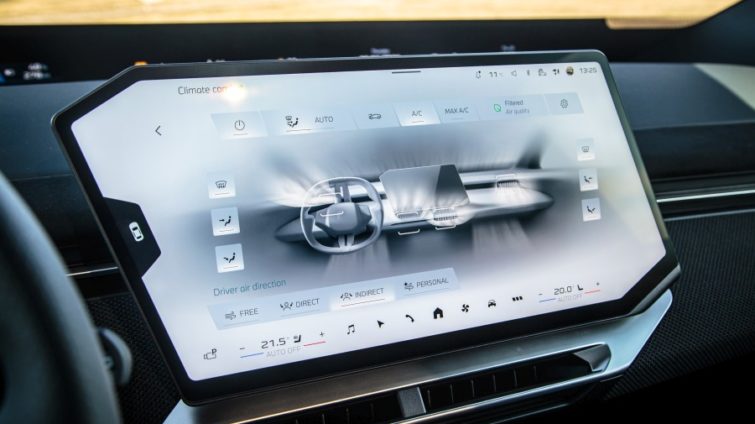 test BMW iX3 50 xDrive