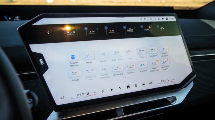 test BMW iX3 50 xDrive