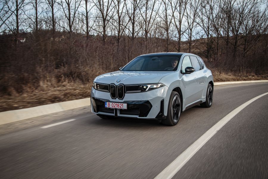 test BMW iX3 50 xDrive