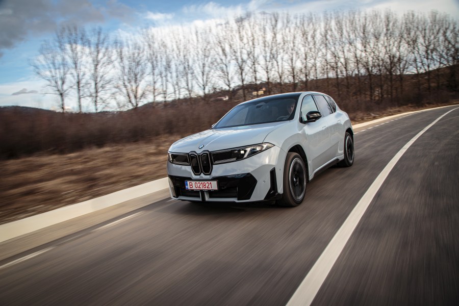 test BMW iX3 50 xDrive