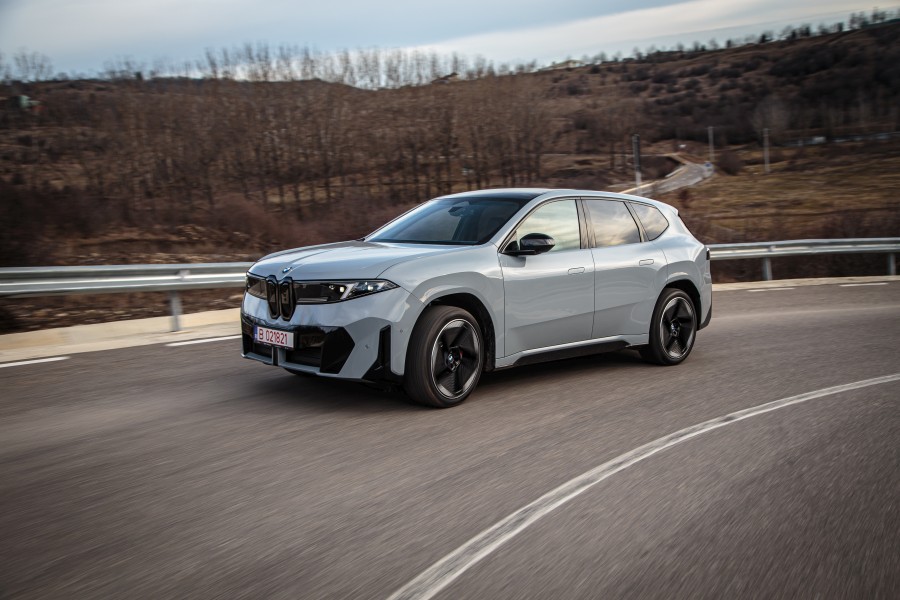 test BMW iX3 50 xDrive