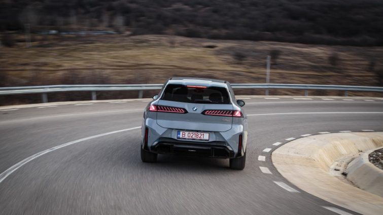 test BMW iX3 50 xDrive