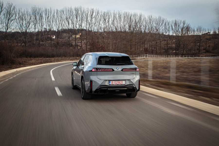 test BMW iX3 50 xDrive