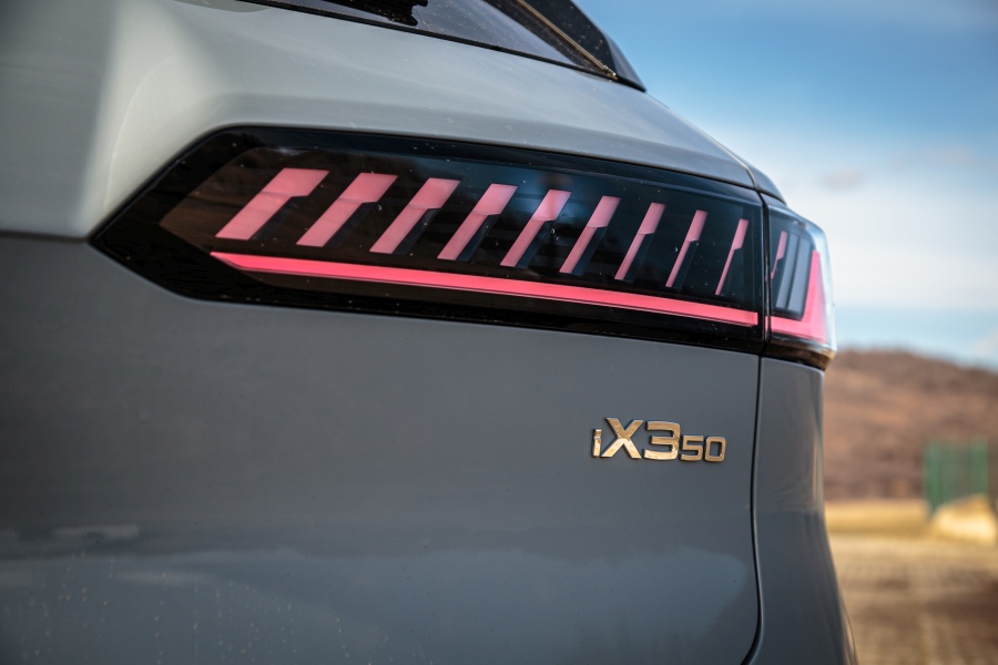 test BMW iX3 50 xDrive
