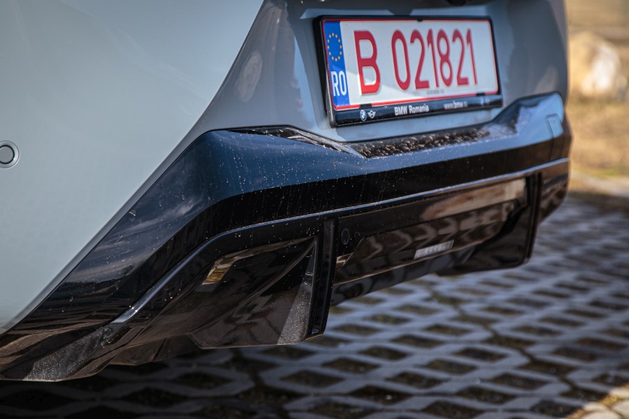 test BMW iX3 50 xDrive