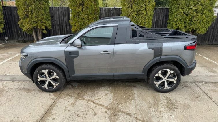 Dacia Duster pick-up cabină simplă