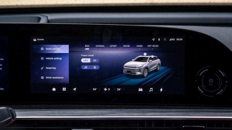 test 13 modele PHEV 2026 Omoda 9 SHS-P