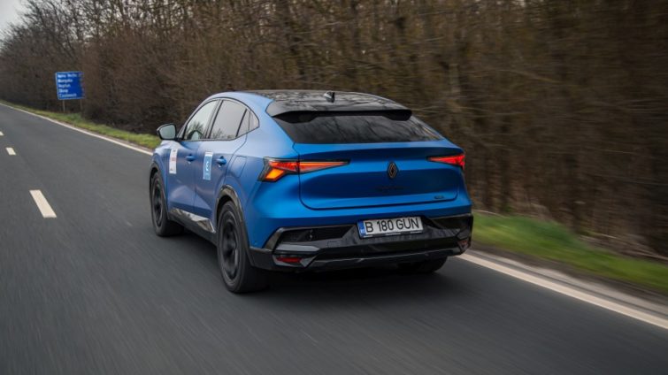 test 13 modele PHEV Renault Rafale E-Tech