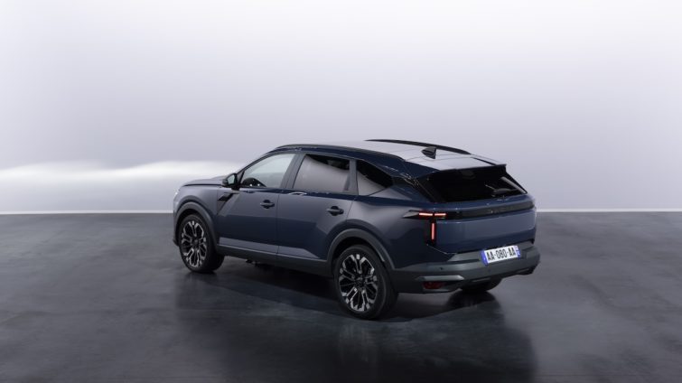 Dacia Striker