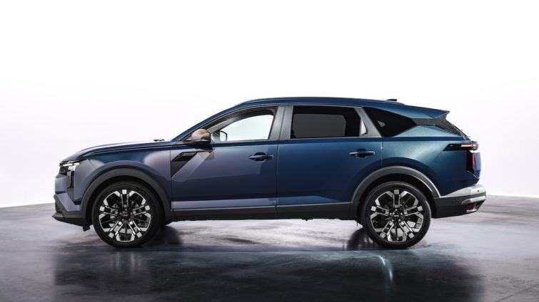 Dacia Striker