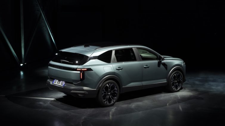 Dacia Striker