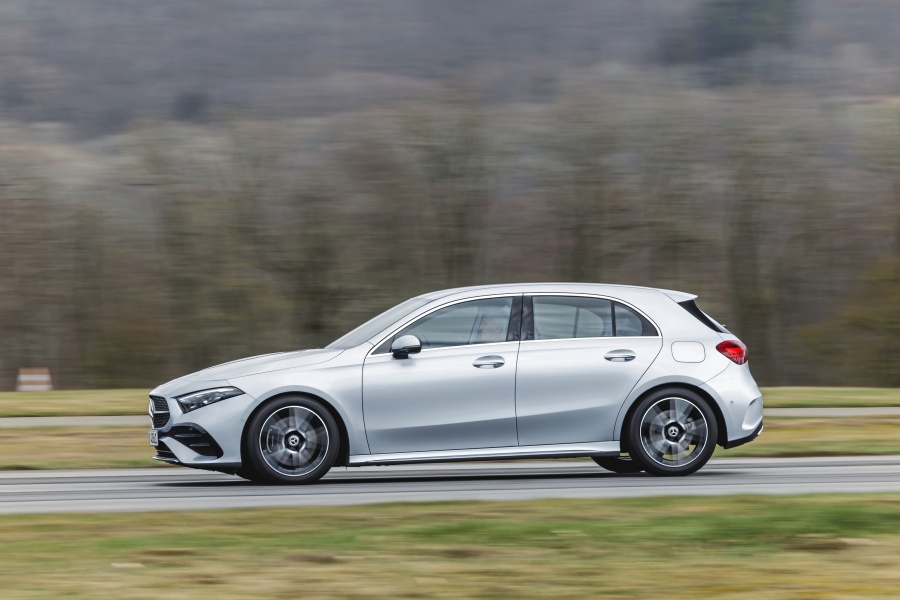 test comparativ Audi A3 Sportback 35 TFSI, BMW 120, mercedes A 200