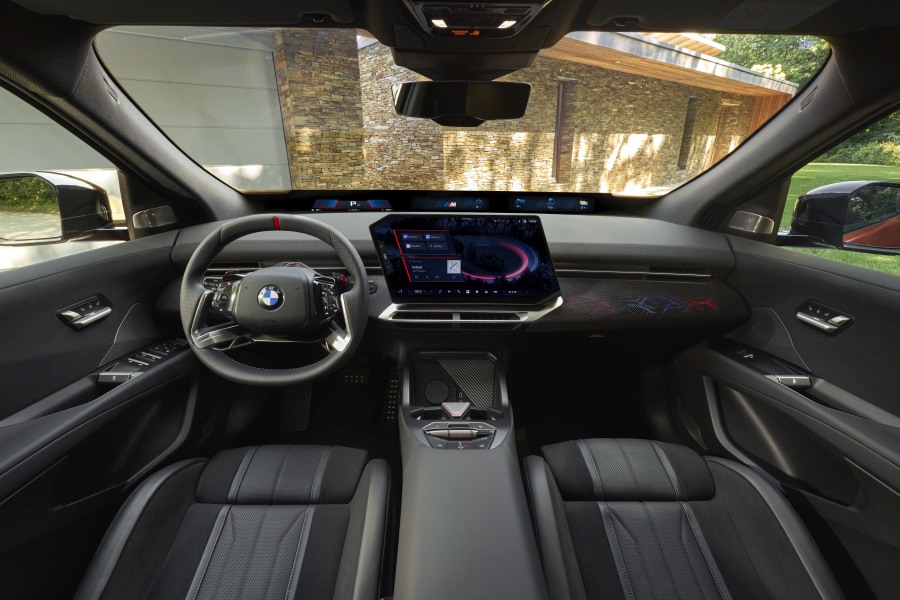 BMW iX4 2027