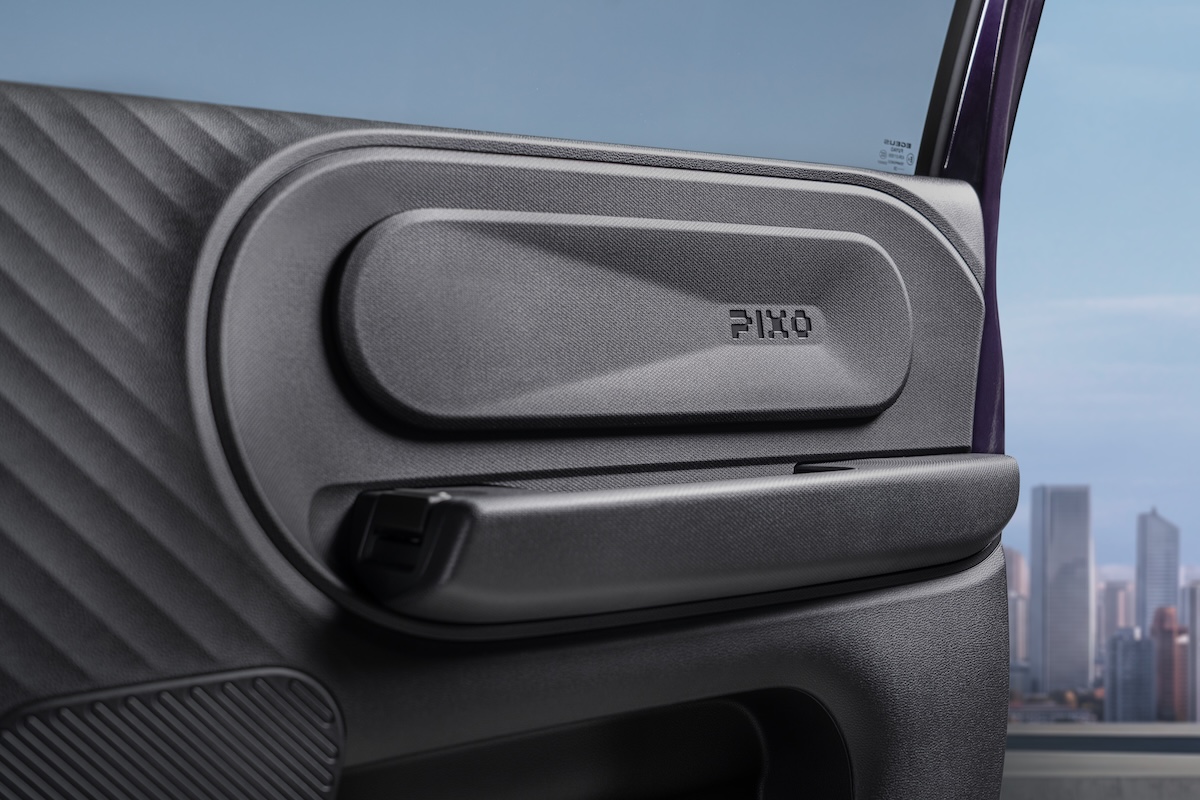 Nissan Pixo