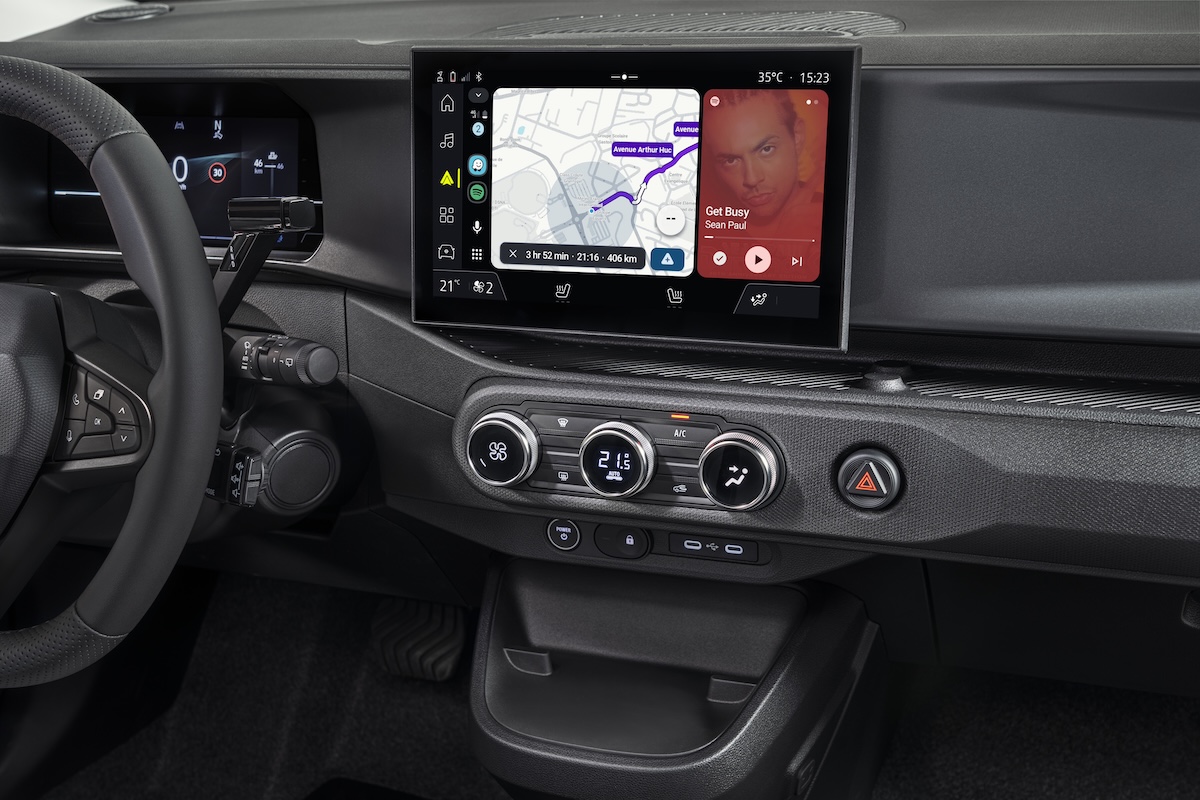 Nissan Pixo