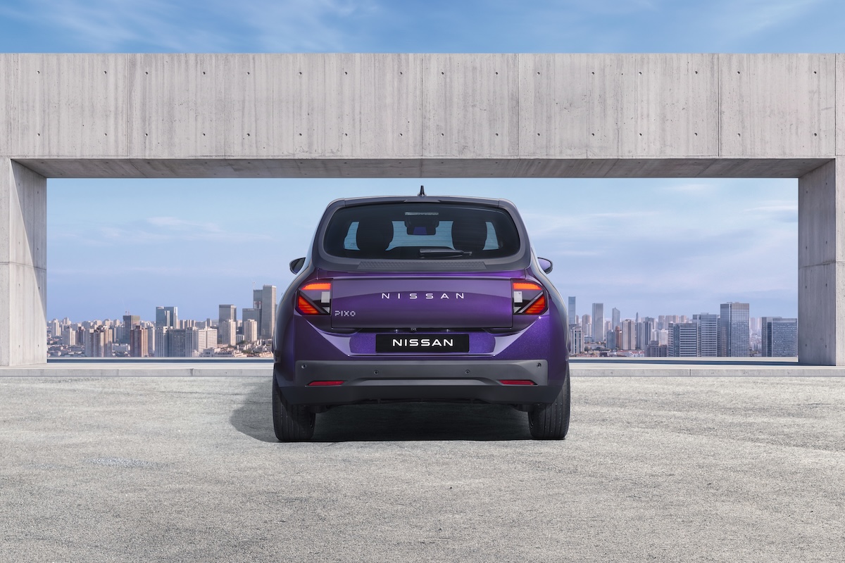 Nissan Pixo