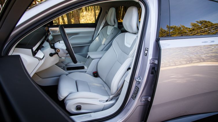 Volvo ES90