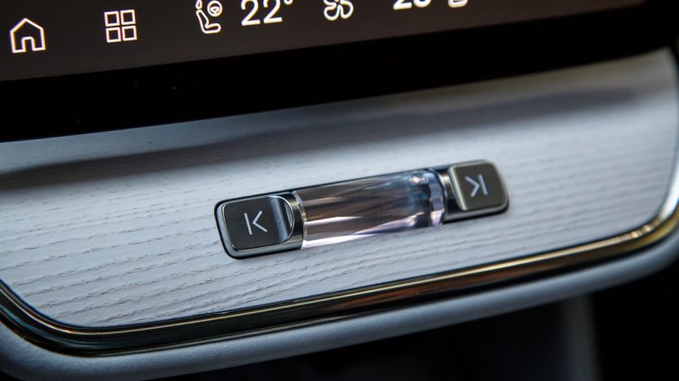 Volvo ES90