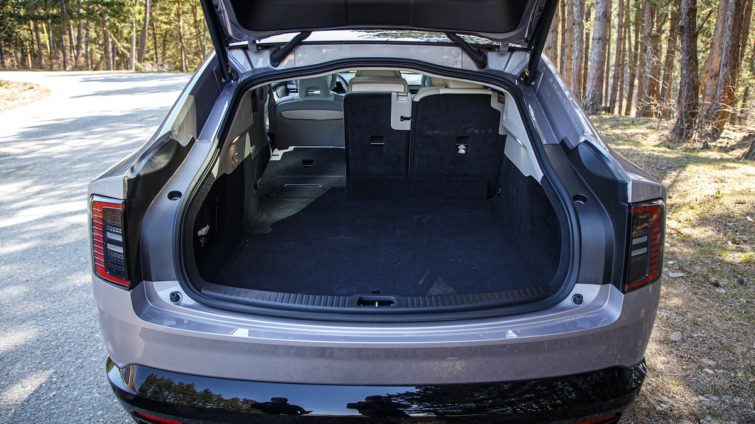 Volvo ES90